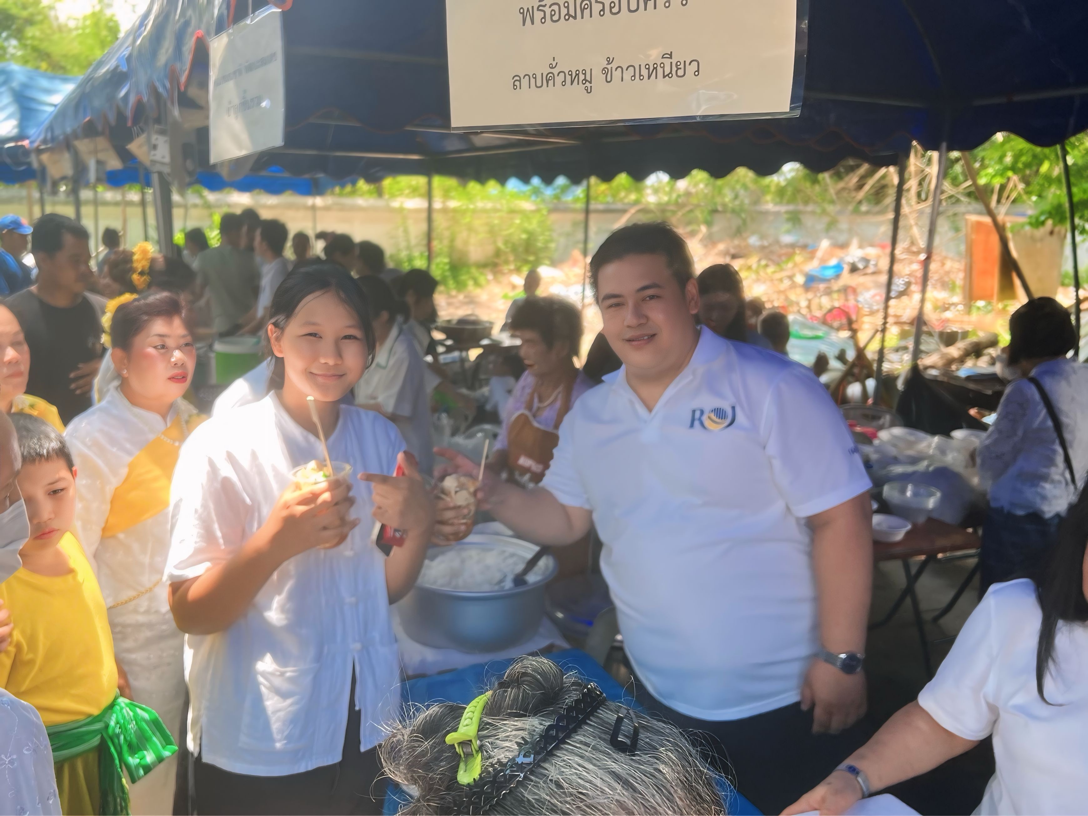 Visakha Bucha Charity - 1